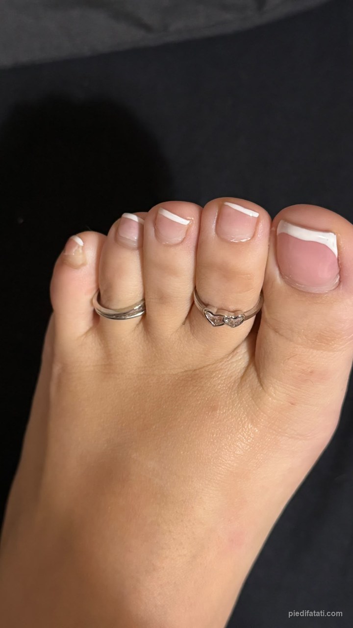Piedi Fatati foto piedi femminili italiana